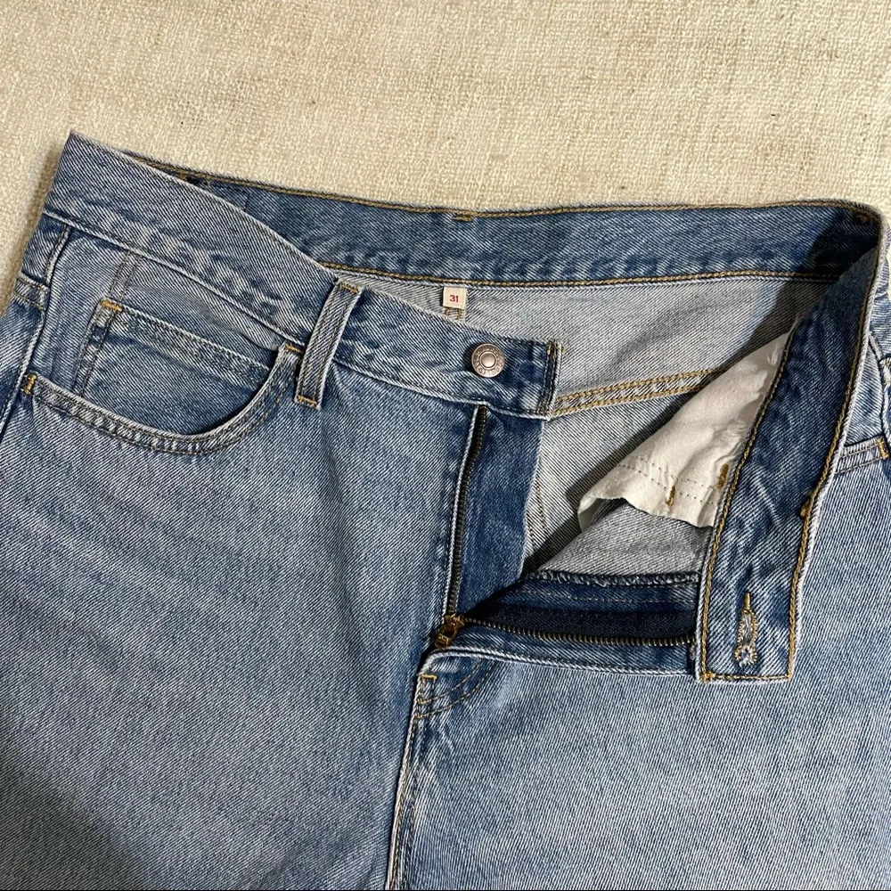 Levi’s Women’s Cropped Wide Leg Jeans - Image 10