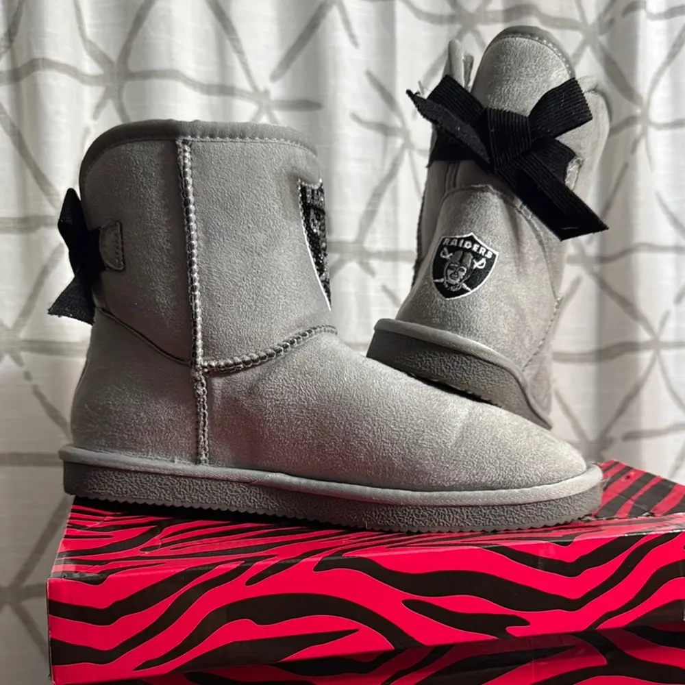 Las Vegas Raiders Cuce Women's Low Team Ribbon Boots - Image 3