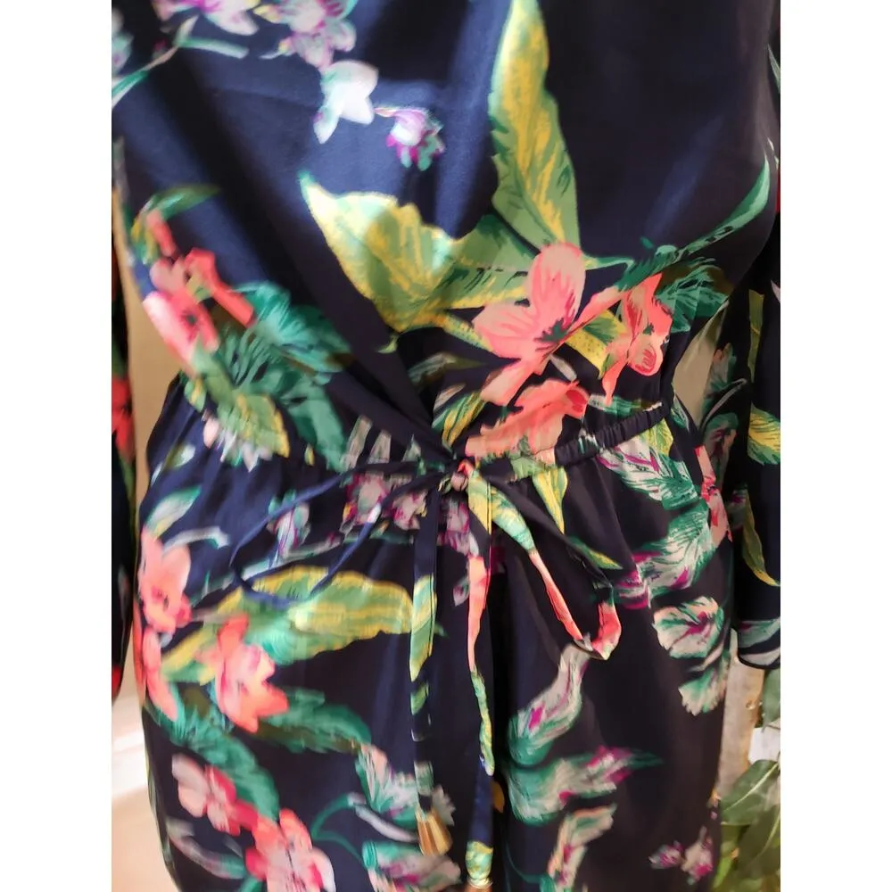 Hint of Blush Women's Off-Shoulder Floral Romper Size M Navy 100% Polyester - Image 3