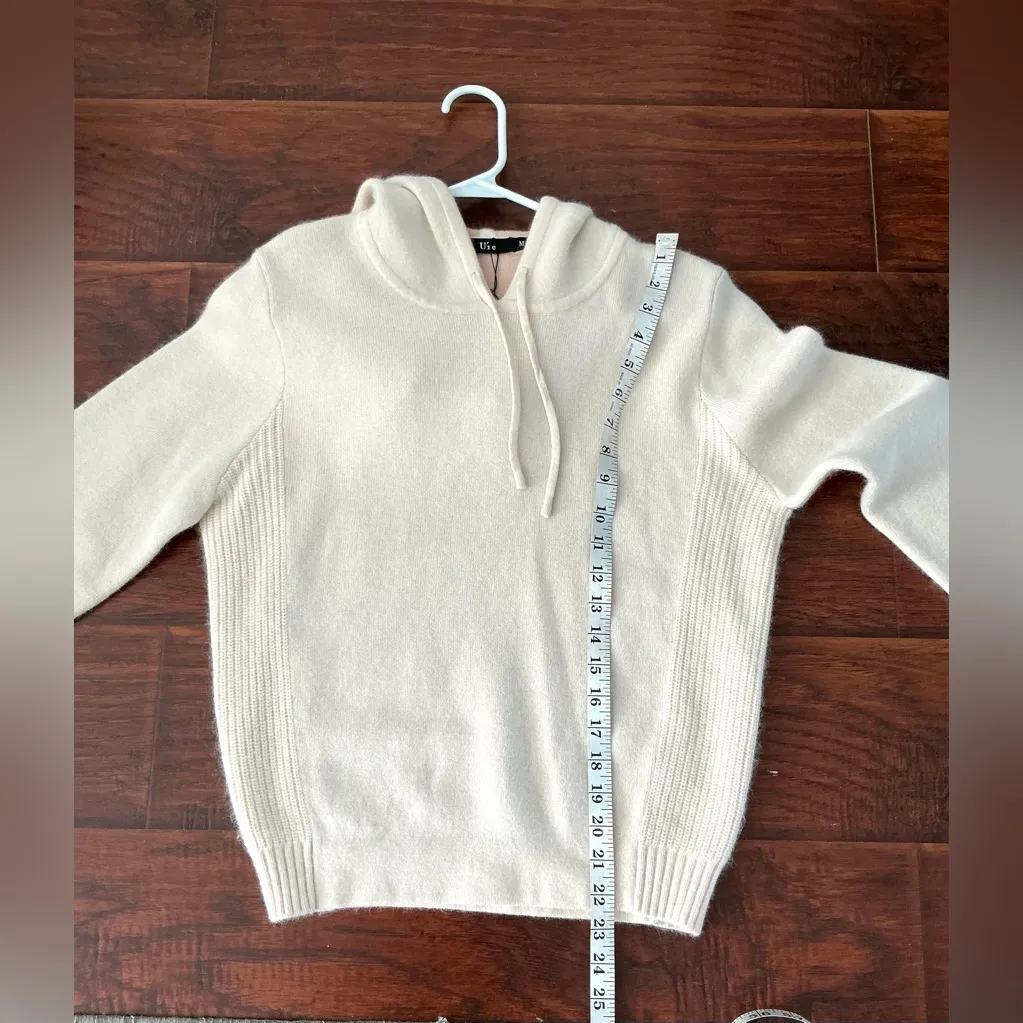 Beautiful soft wool blend sweater 🪷🪷🪷 Size M - Image 8