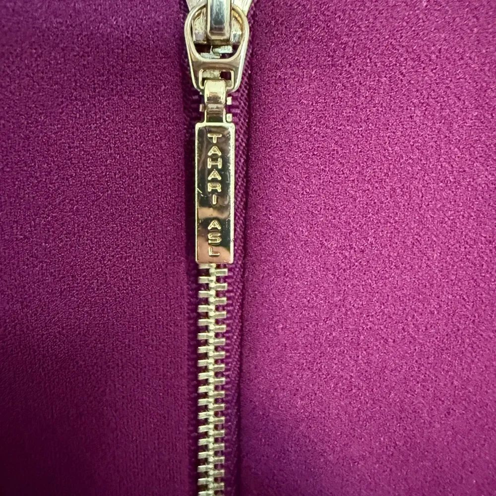 Tahari ASL Burgundy Wine Fit and Flare Dress V - Image 11