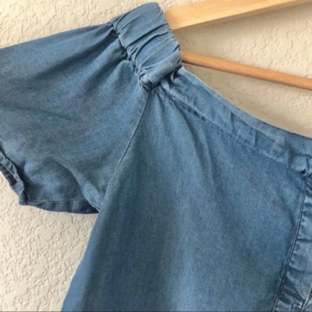 Thread & Supply Blue Chambray Button Back Off Shoulder Short Sleeve Top S - Image 3