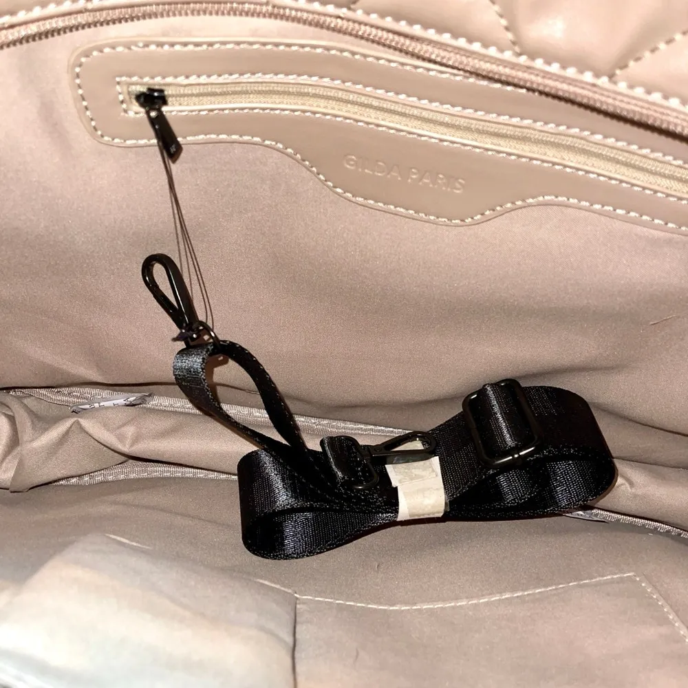 Gilda Paris Weekender Bag Taupe Quilted Travel Tote New With Tags Tan - Image 5