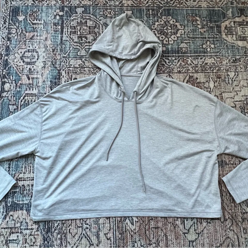 Athleta Uptempo Crop Hoodie Heather Gray Size Medium Lightweight Pullover - Image 6