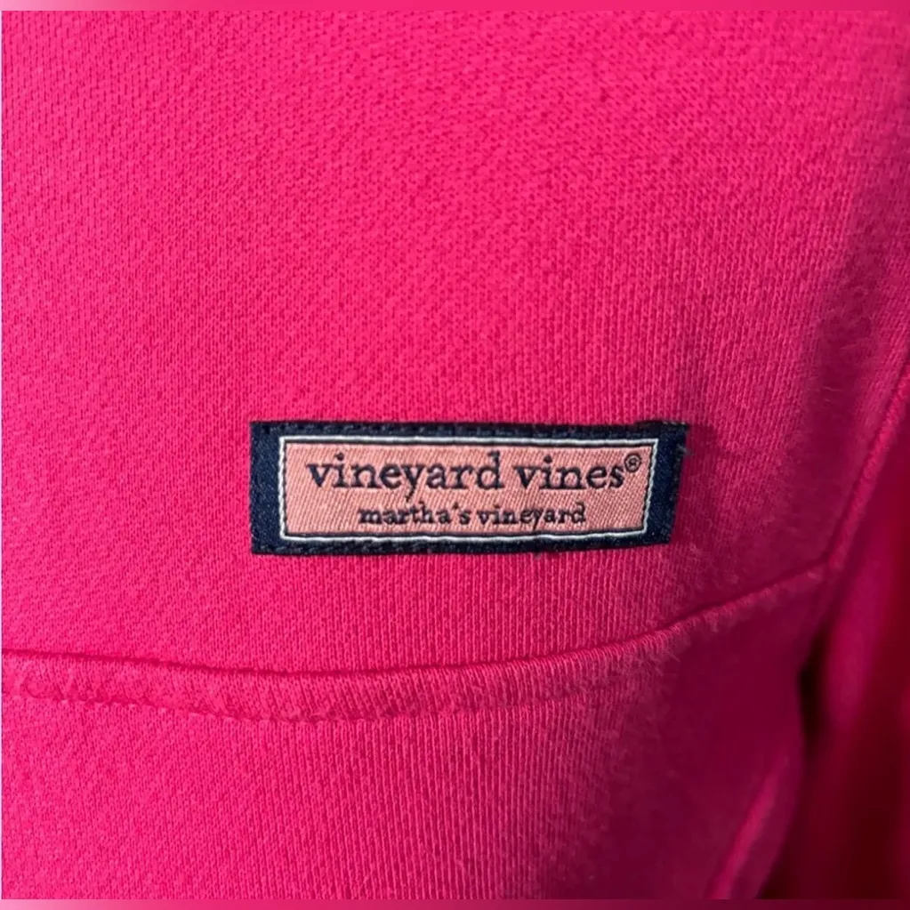 Vineyard Vines Feather Print Shep Shirt size Medium - Image 2