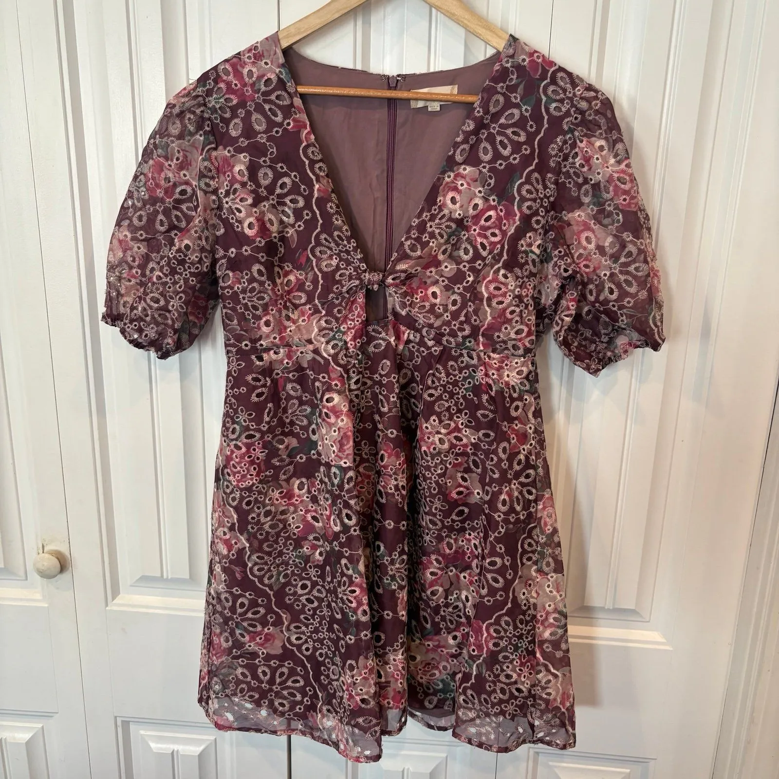 Altr’d‎ State Burgundy Eyelet Floral Dress Size Large - Image 2