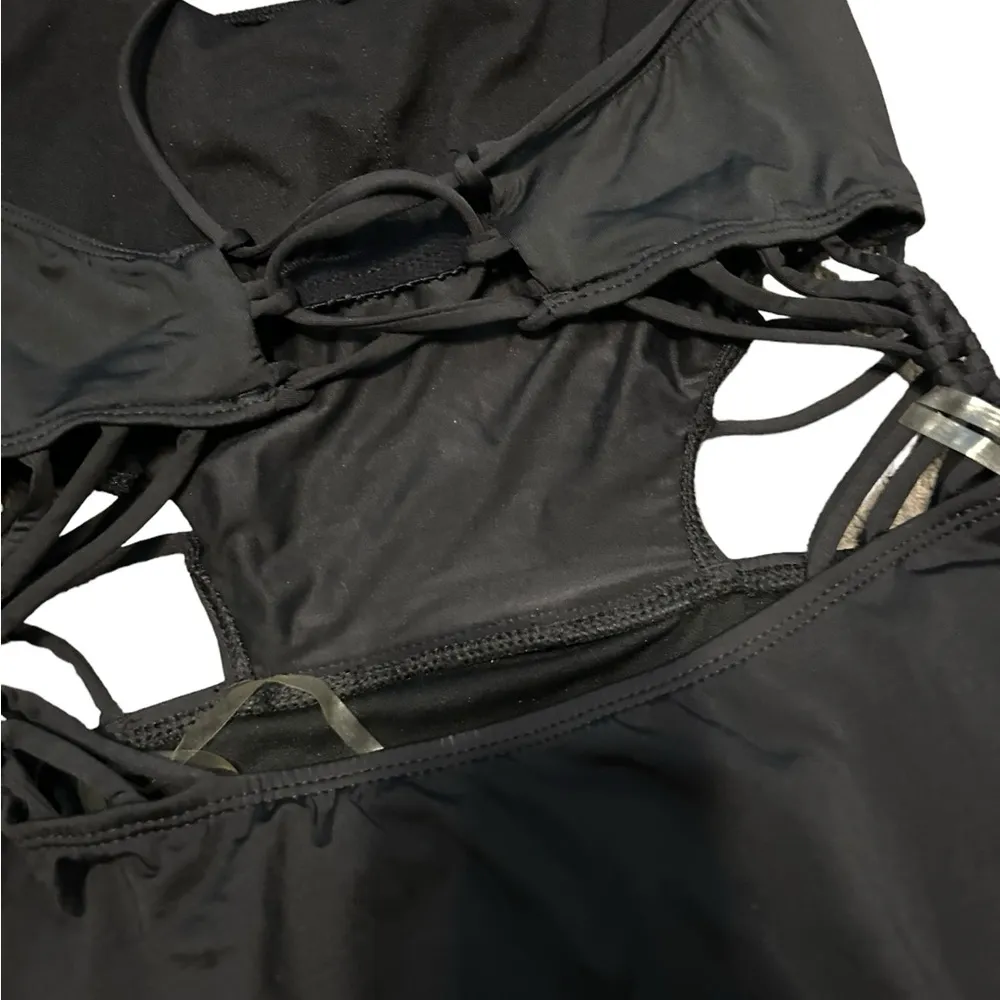 Bar III Black Macrame Cut Out Monokini One Piece Swimsuit Size medium - Image 8