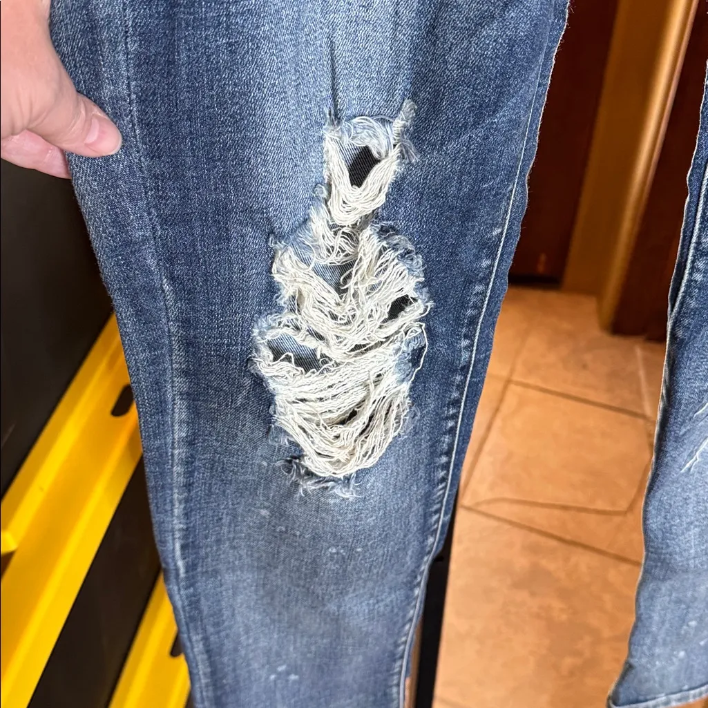 Judy Blue Dark Wash Mid Rise Distressed Blue Jeans Size Medium 29.5” Waist 7/28 - Image 11