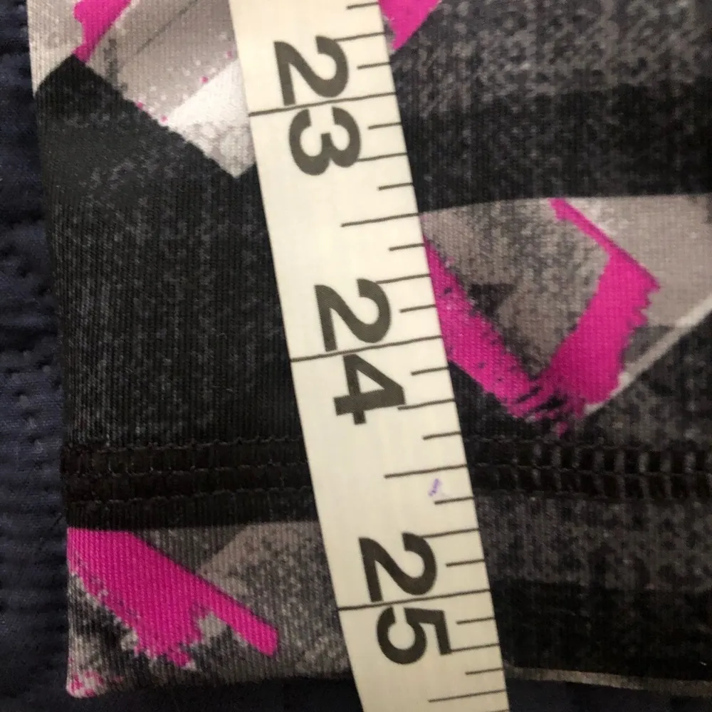 Fila Capris Purple &  Black Abstract  Print L - Image 9