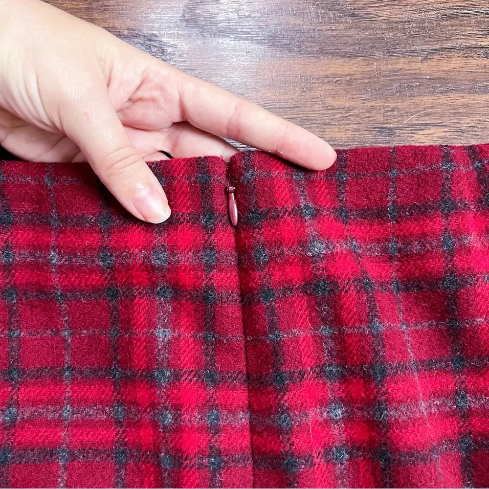 Talbots • red plaid pencil skirt tartan grey wool blend knee length petite - Image 7