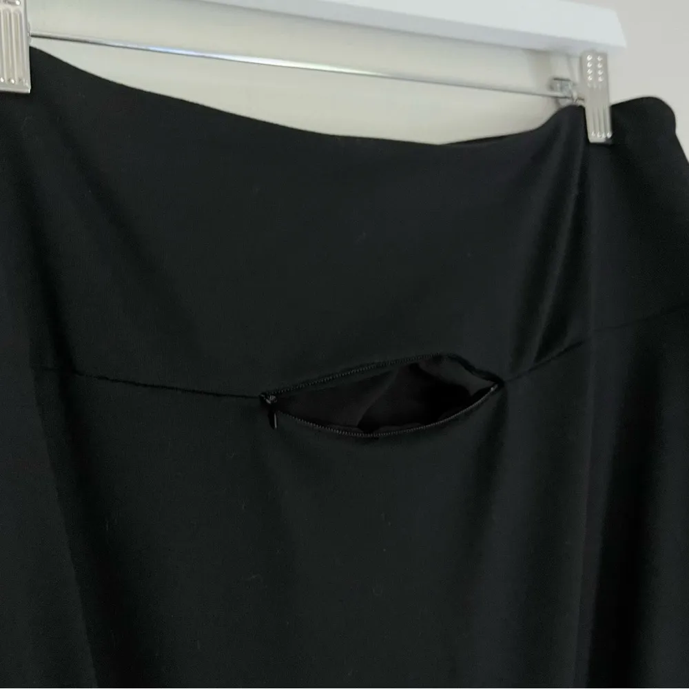 Betabrand Women’s Ponte Skort Shorts Skirt in Black Size Medium - Image 7