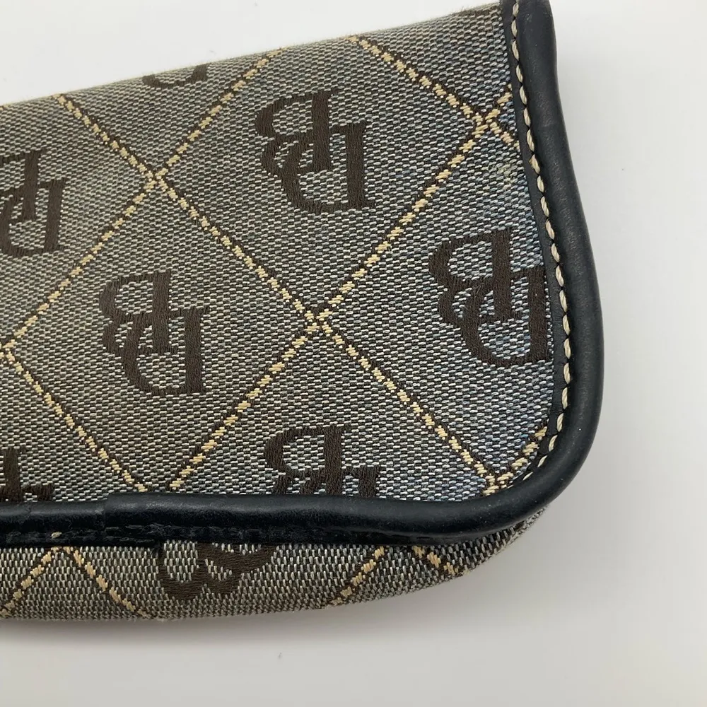 DOONEY AND BOURKE WRISTLET POUCH - Image 3