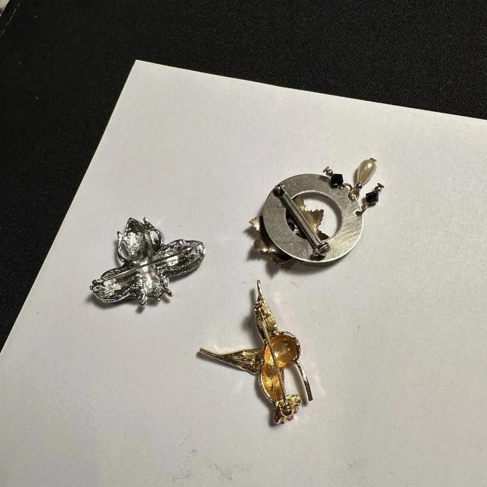 Lot Of 3 Rhinestone Brooch Pins Hummingbird Bird, Flower & Bug - Image 6