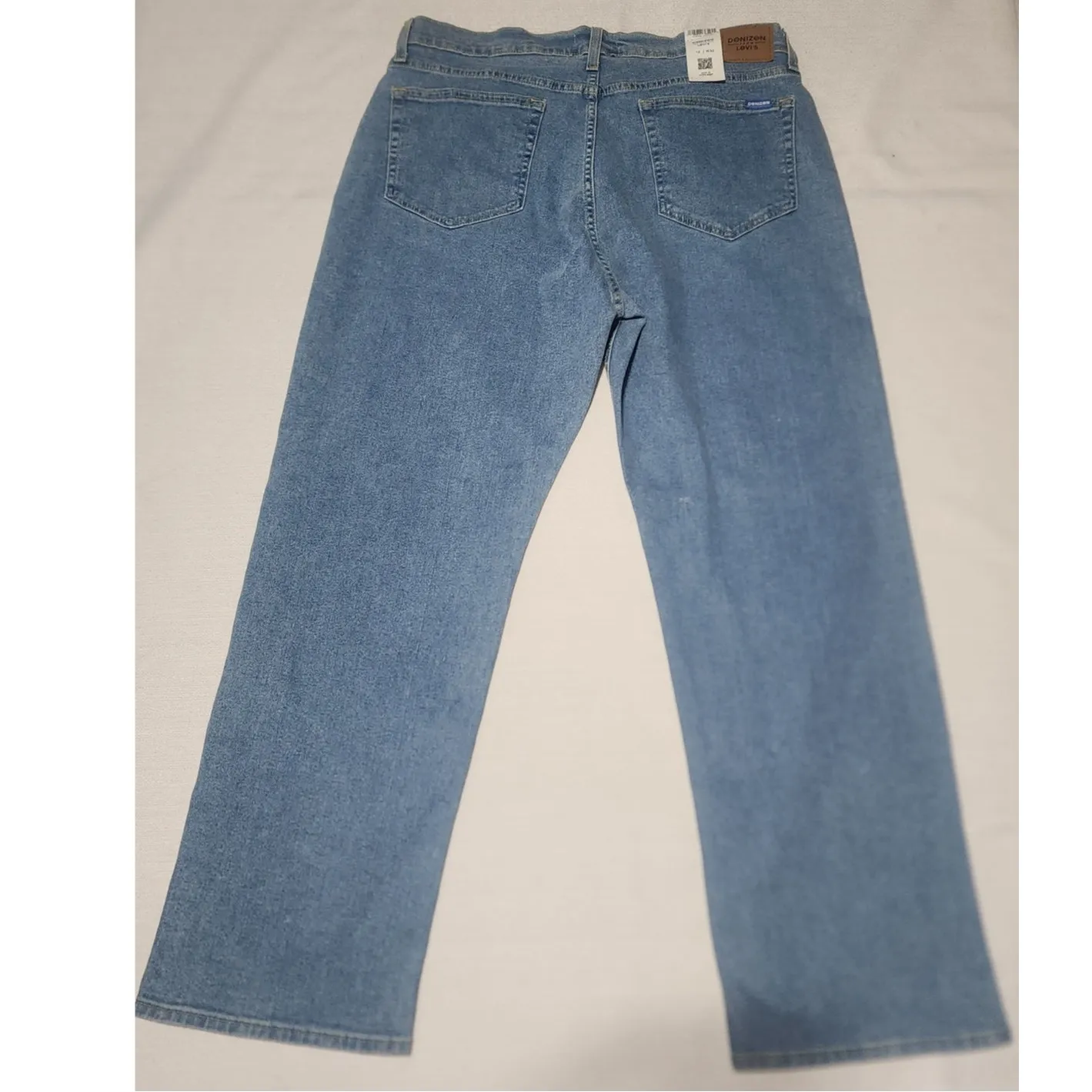 Denizen from Levi's 90"s loose straight waist 33'' length 41'' women's - Image 9
