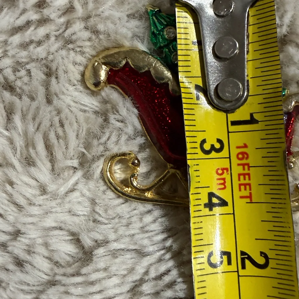 Vintage Metallic‎ Gold & Red Sleigh Tone Shape Brooch Pin Jewelry Christmas Tree - Image 4