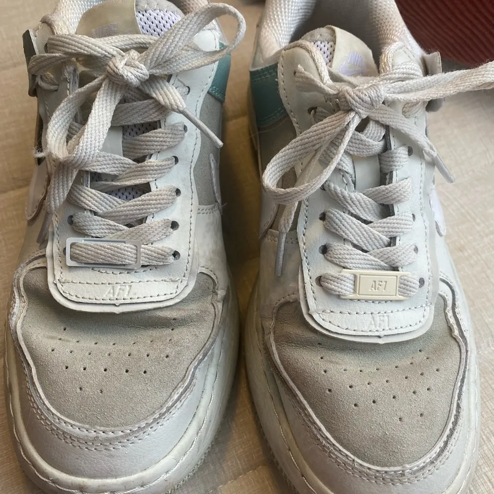 Woman’s Air Force 1 Shadow Blue and Gray - Image 4