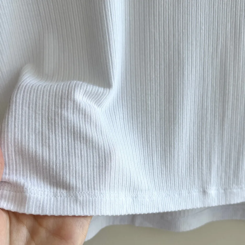 BCBGeneration Cropped Long Sleeve Ribbed Tee, White, Size Medium - Image 9