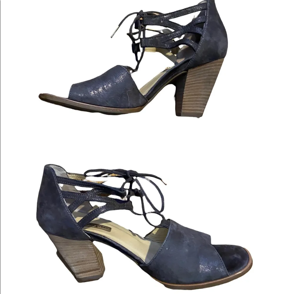 Paul Green Veronica Peep Toe grey w/metallic shimmer stacked heel size 9 sandal. - Image 4