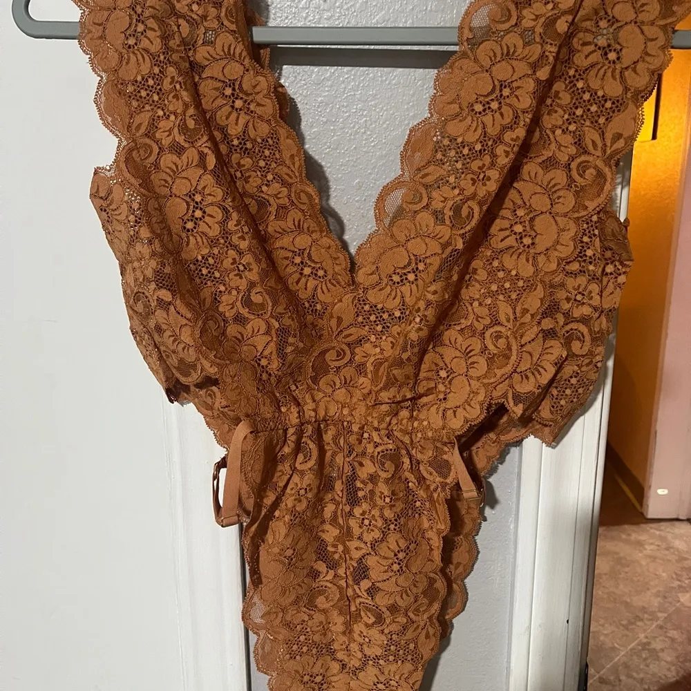 HAH bodysuit NWT Brown Size M - Image 3