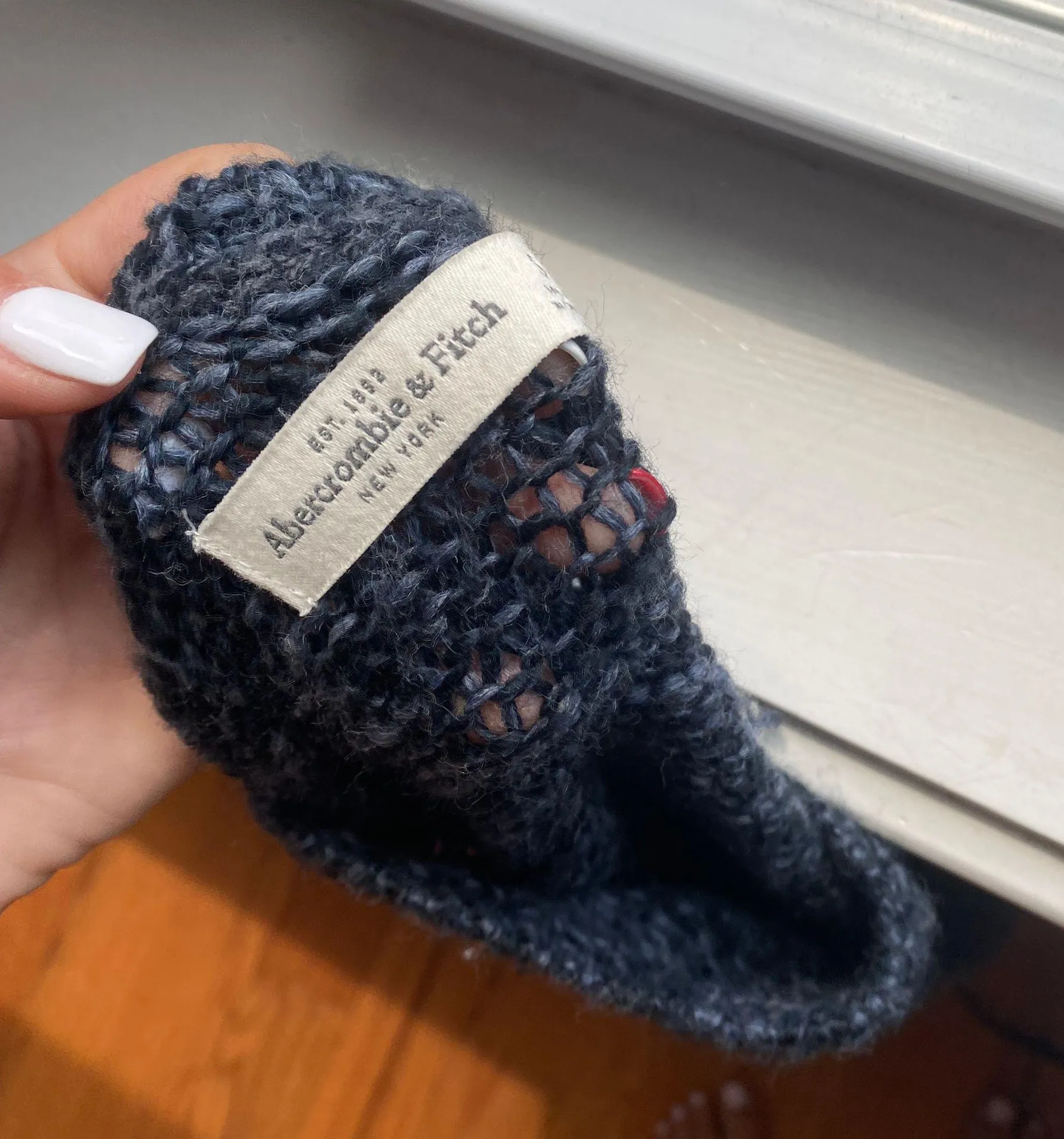 NEVER WORN Abercrombie And Fitch Sweater  - Image 4