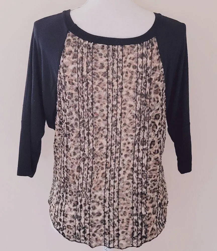 BKE Boutique leopard print blouse size small - Image 5