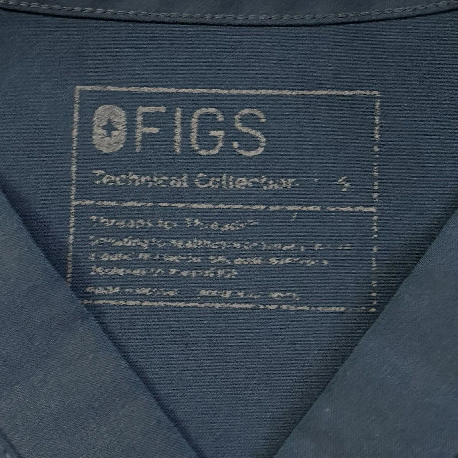 FIGS  Technical Collection Scrub Top Women's Size Medium PO 1738 Dark Harbor - Image 2