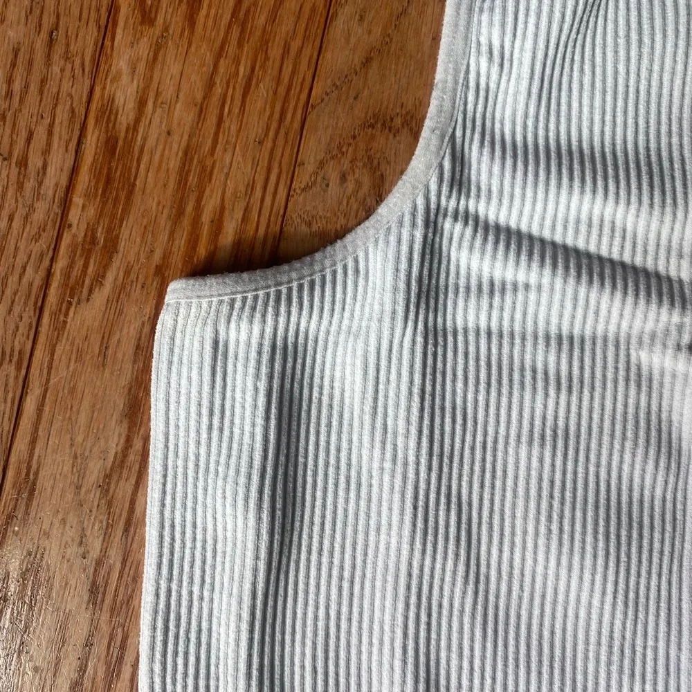 white high neck ribbed tank top - Image 4