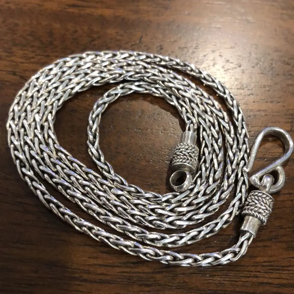 Stunning BA Suarti Crafted Balinese Woven Sterling Silver Necklace - Image 5