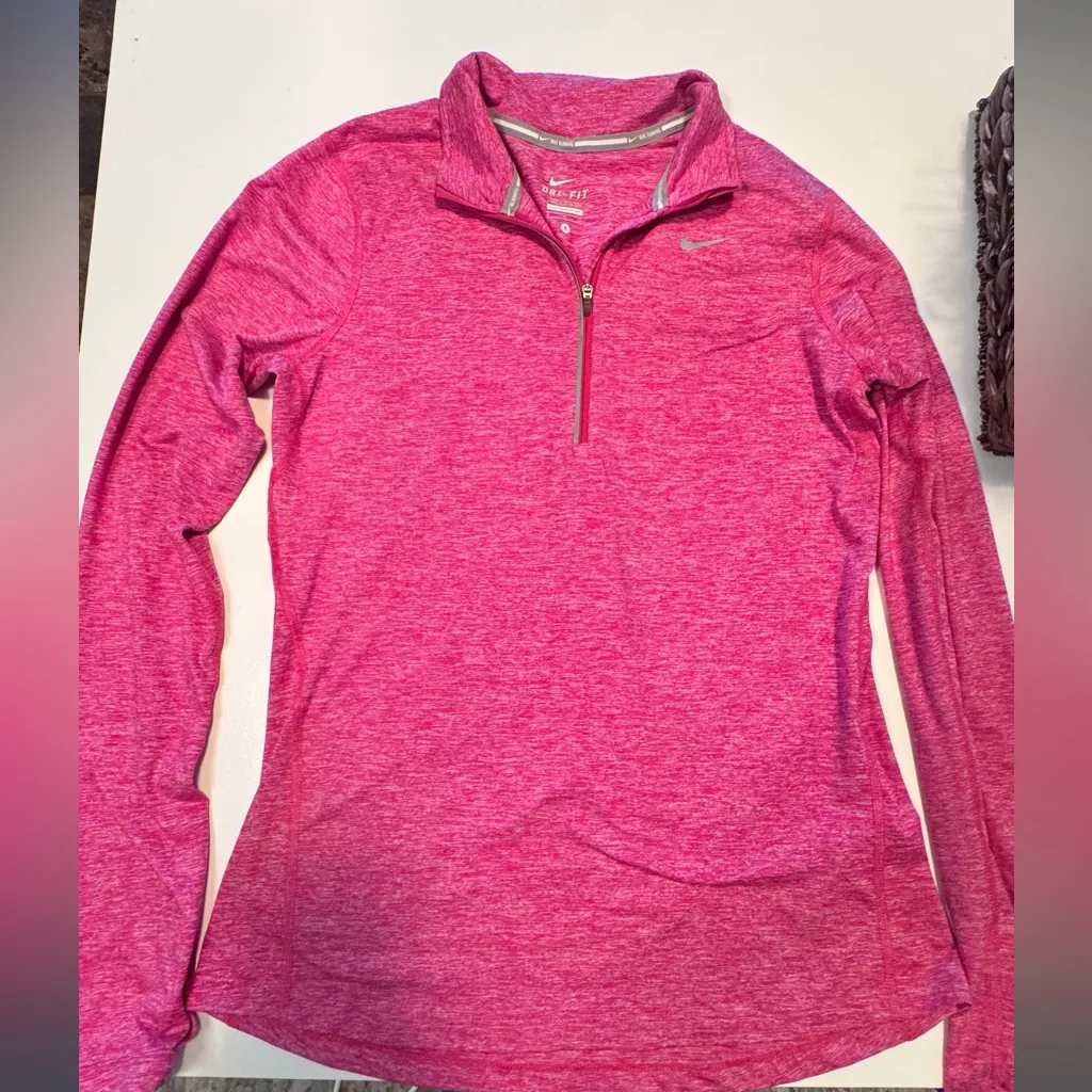 NIKE WOMEN'S DRI-FIT ELEMENT HALF
ZIP RUNNING TOP SHIRT PINK - Image 5