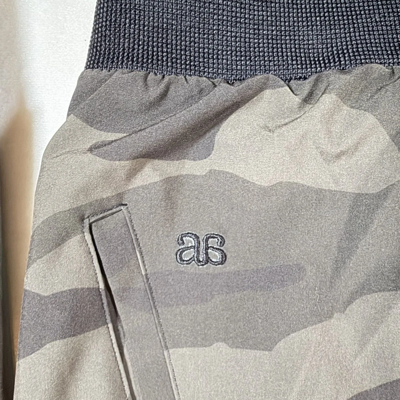 Albion Fit Womens Large Camo Bomber Zip Up Jacket Lightweight Loose Active Soft - Image 2