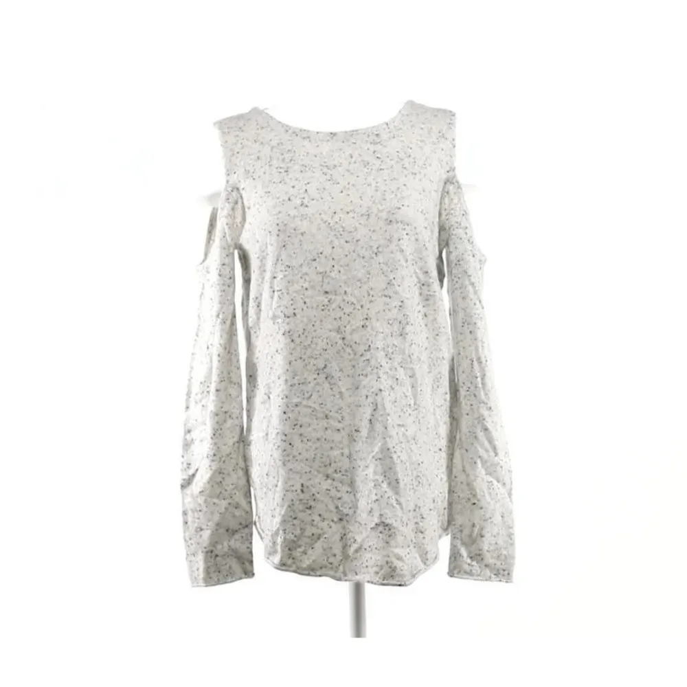 Generation Love cashmere women Gray sweater Cold shoulder Long Sleeve Size S - Image 2