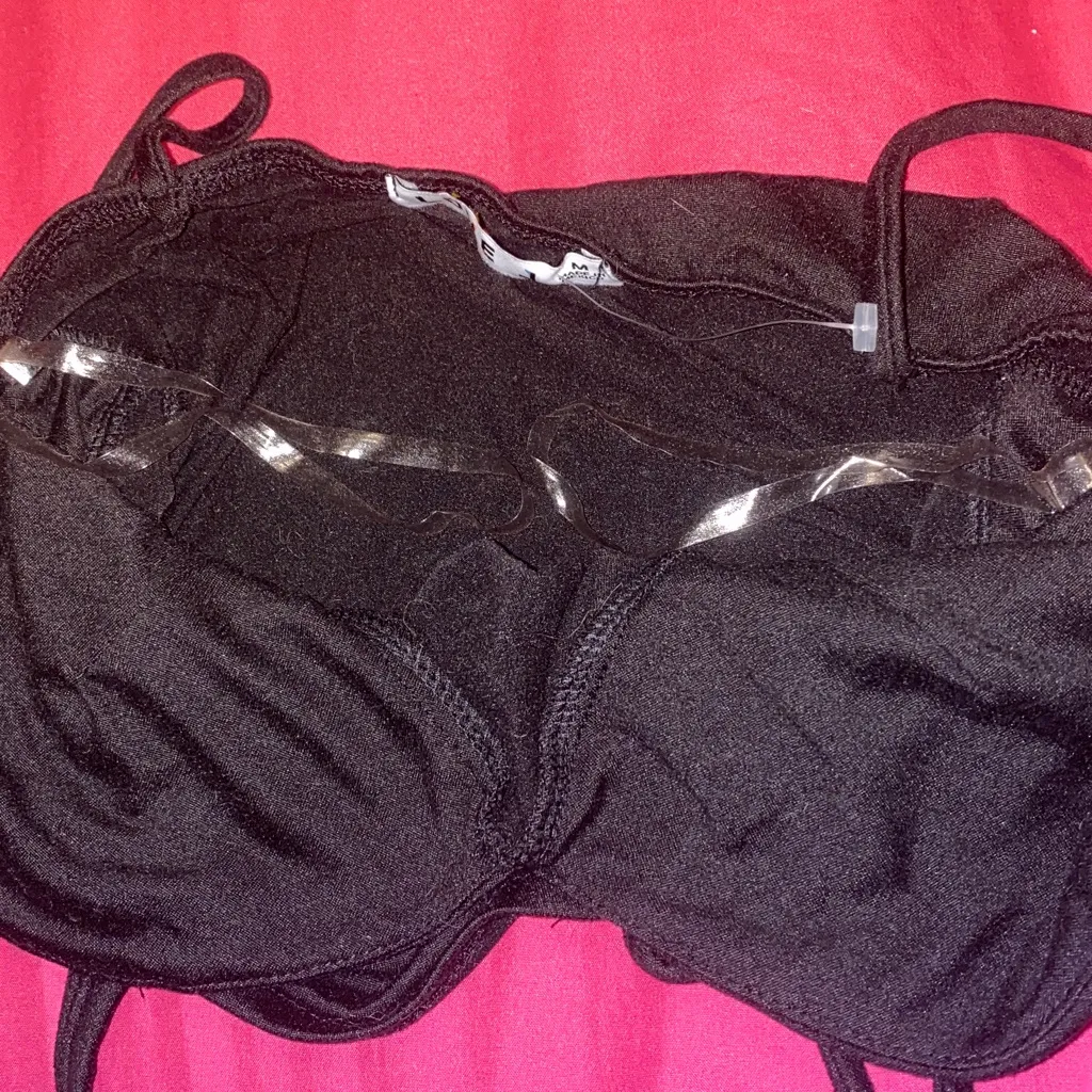 LOVE J Ruched Black Mini Cami Crop Top Size M - Image 4