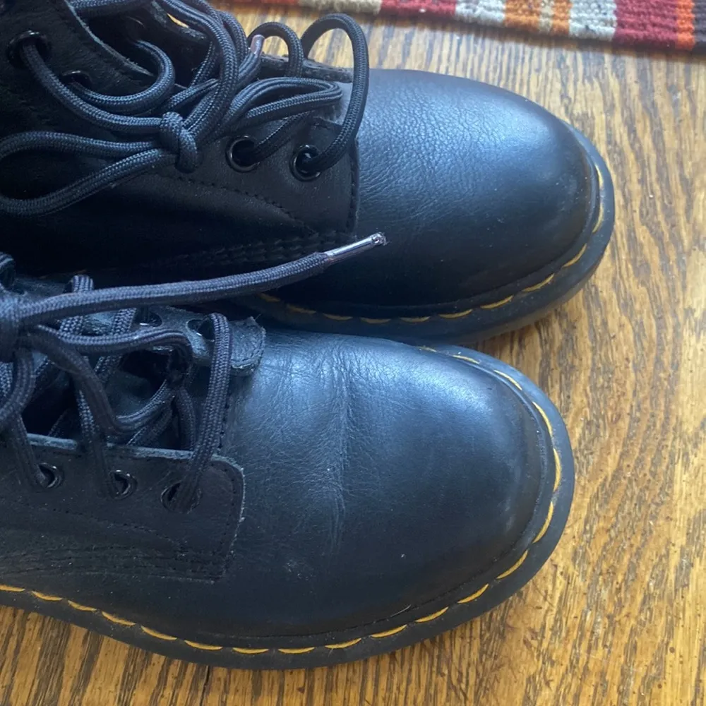 Like new Dr. Martens Black Lace Up Boots - Image 5