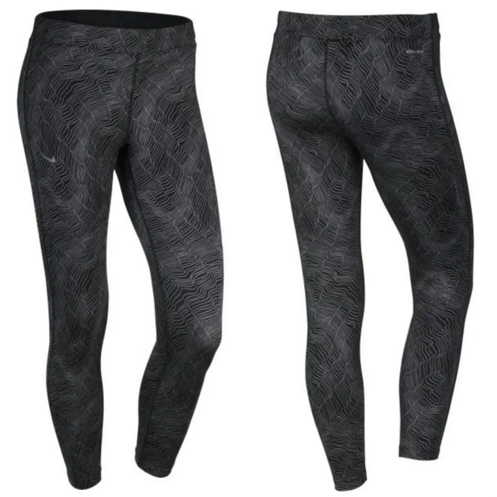 Nike Power Essential Crop Tight - Image 7