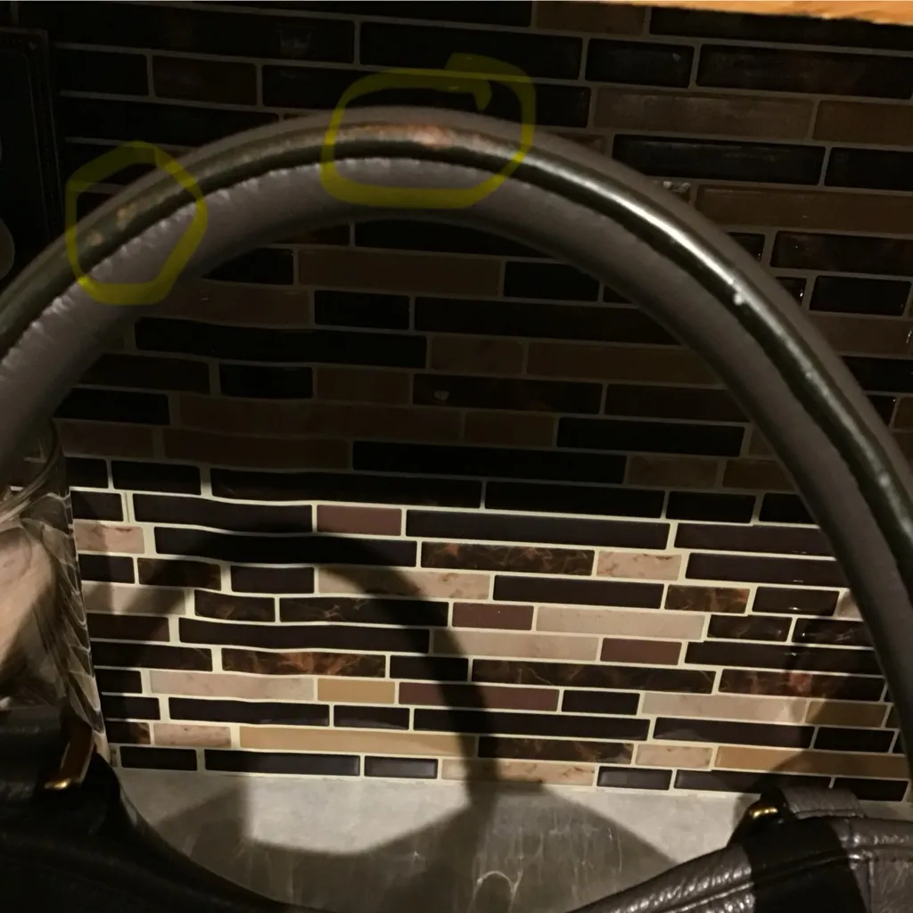 Marc Jacobs Dark Grey Leather Shoulder/Crossbody Bag - Image 10