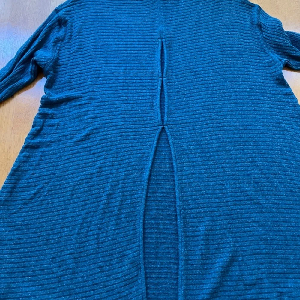 We The Free‎ Ribbed Raw Hem Tunic Casual Top Blue Blouse Mock Neck, Size L - Image 8
