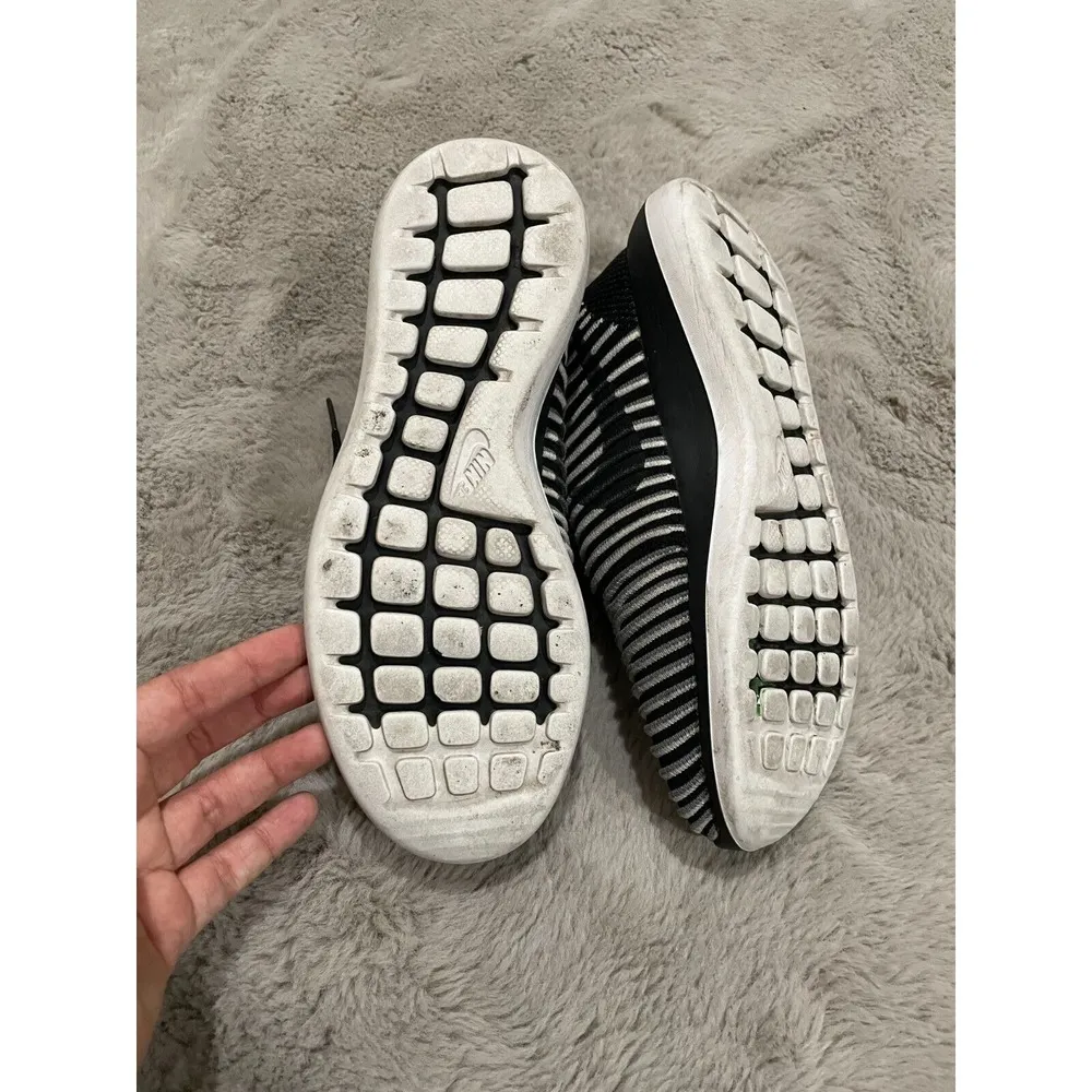 Nike Free RN Flyknit 2017 Black Gray Striped Running Shoes Women's 8 #844929-001 - Image 4