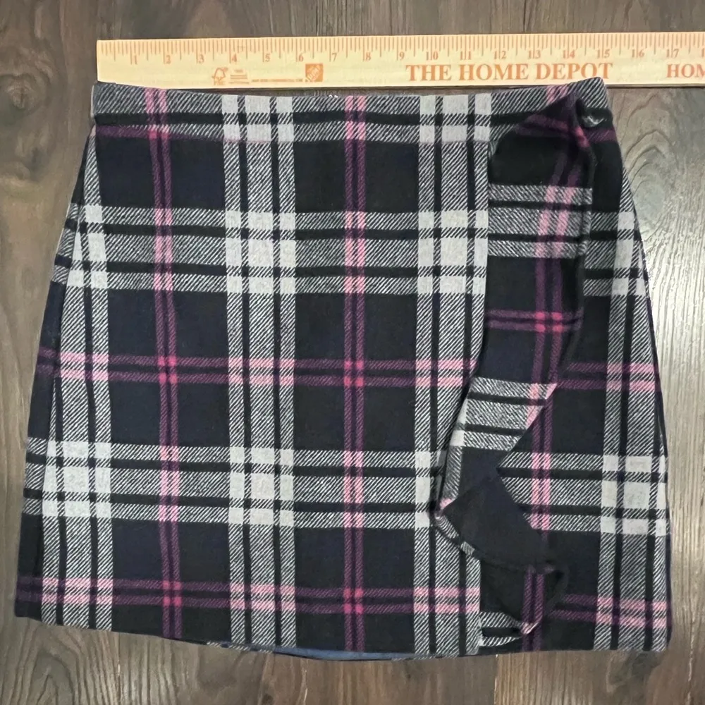 J Crew Mercantile Wool Plaid Skirt Sz 6 EUC Navy/pink/red - Image 3
