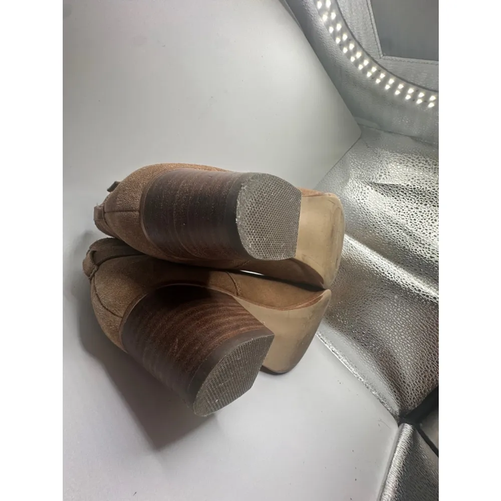 Franco Fortini Niki suede tan women's size 8 ankle boot - Image 6