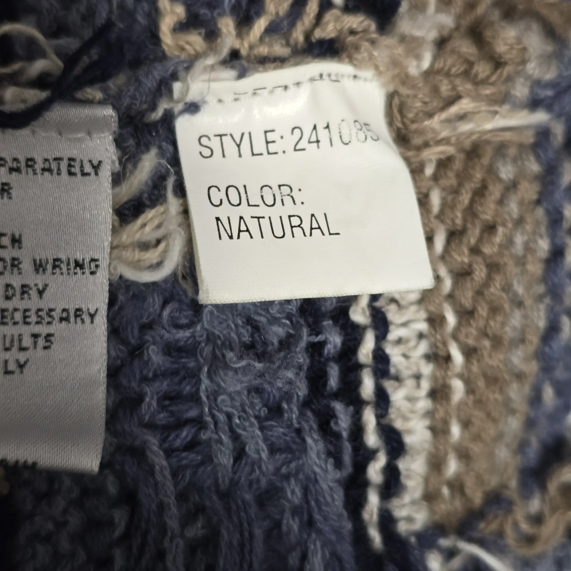 Vintage 90s Portraits By Northern Isles Natural Hand - Image 9