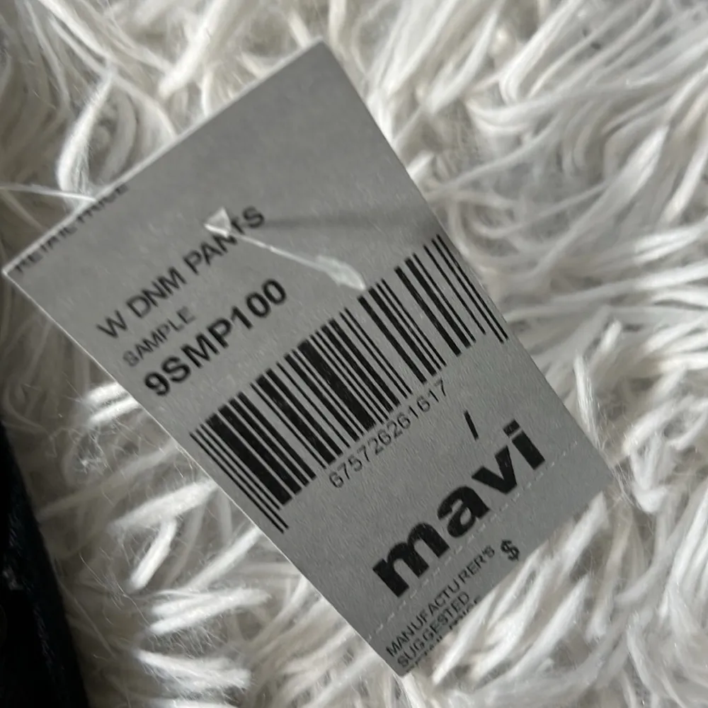 Mavi Jeans Co. Lucy High rise Super skinny Jeans star print black size 27 Nwt - Image 2