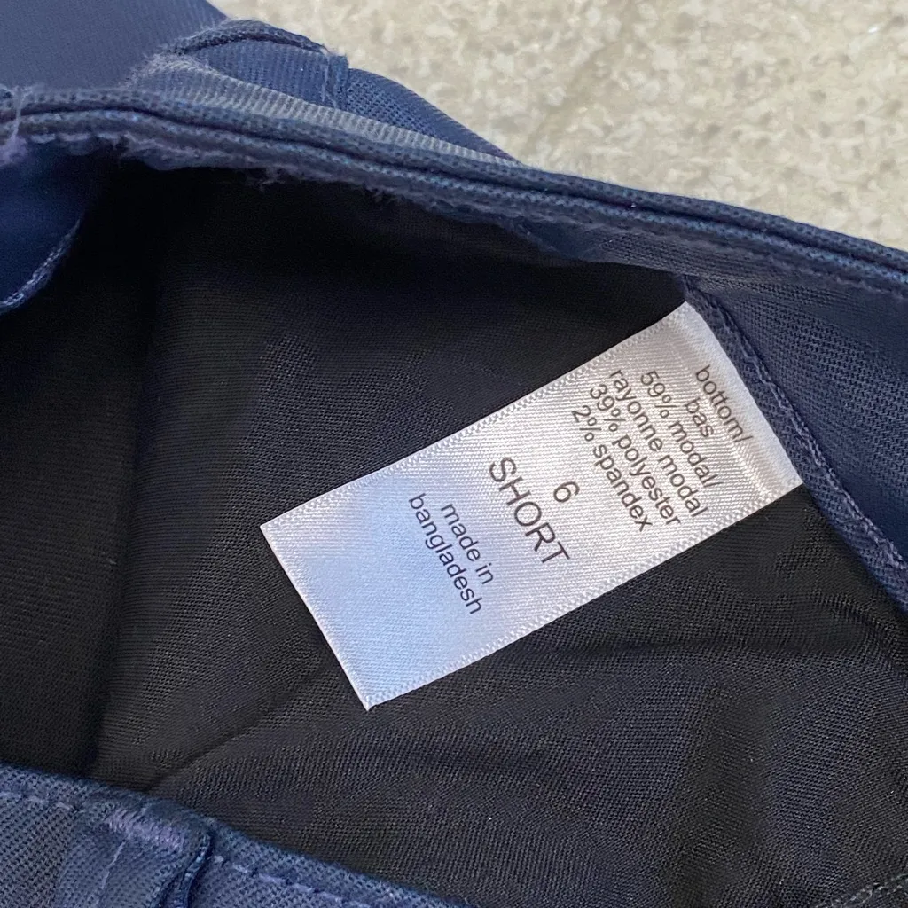 Edgely (Maurices) Faux Leather pants Blue Size 6P - Image 4