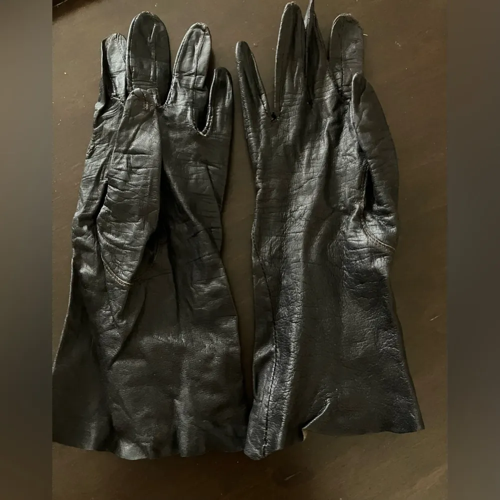 Vintage Black Leather Gloves Size S - Image 7