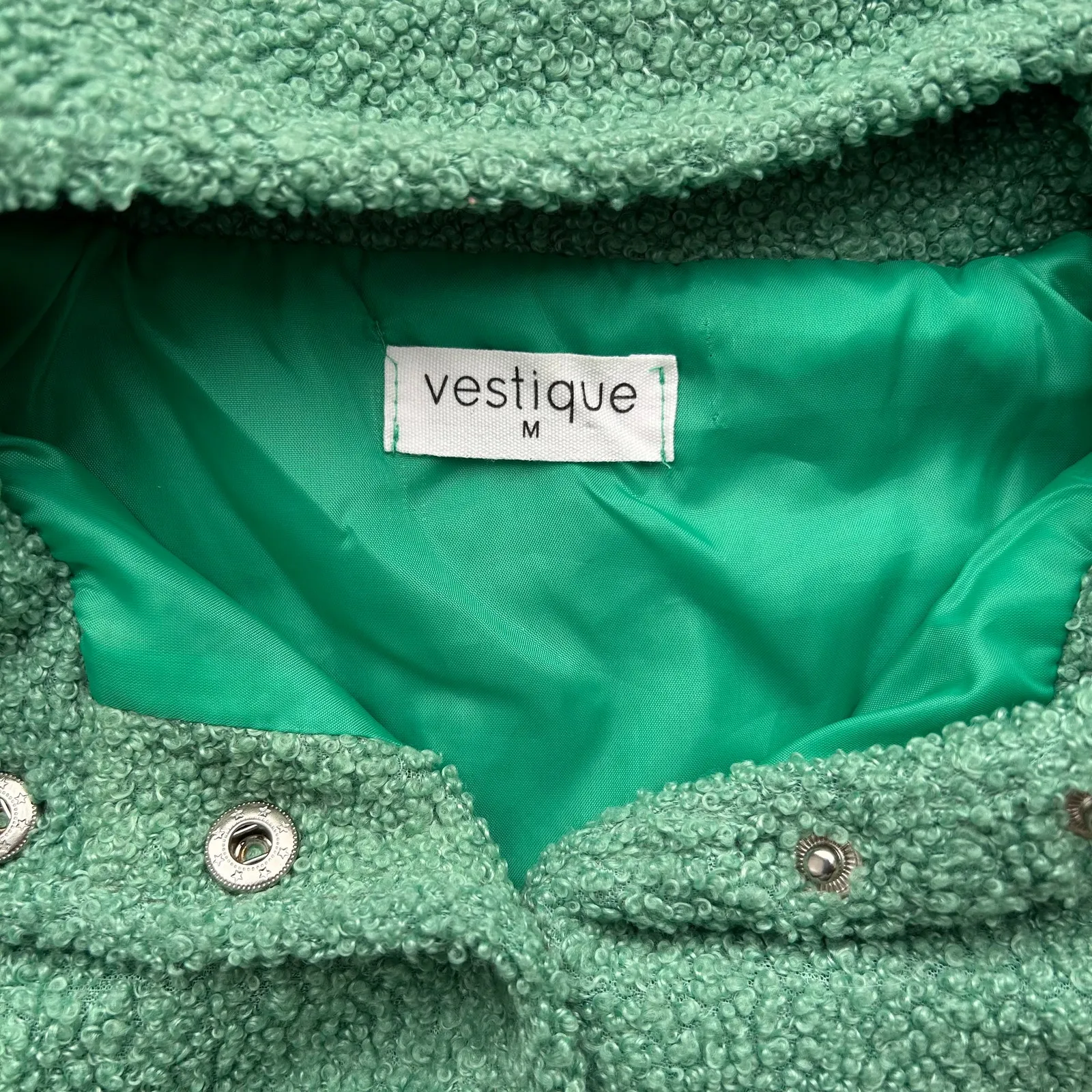 Vestique Green Teddy Cropped Sweatshirt Size Medium - Image 11