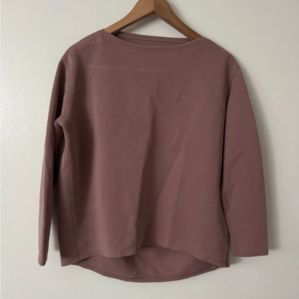 Lululemon 4 Back in Action Long-Sleeve Shirt *Pique
In Twilight Rose Pink - Image 3