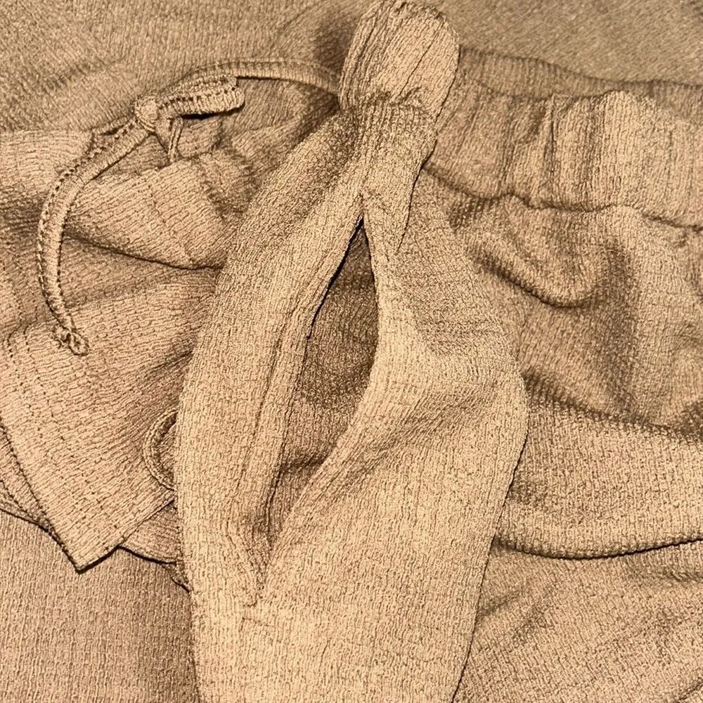 Women’s Beige Stretchy Pants Set(Size Small) Tan - Image 4