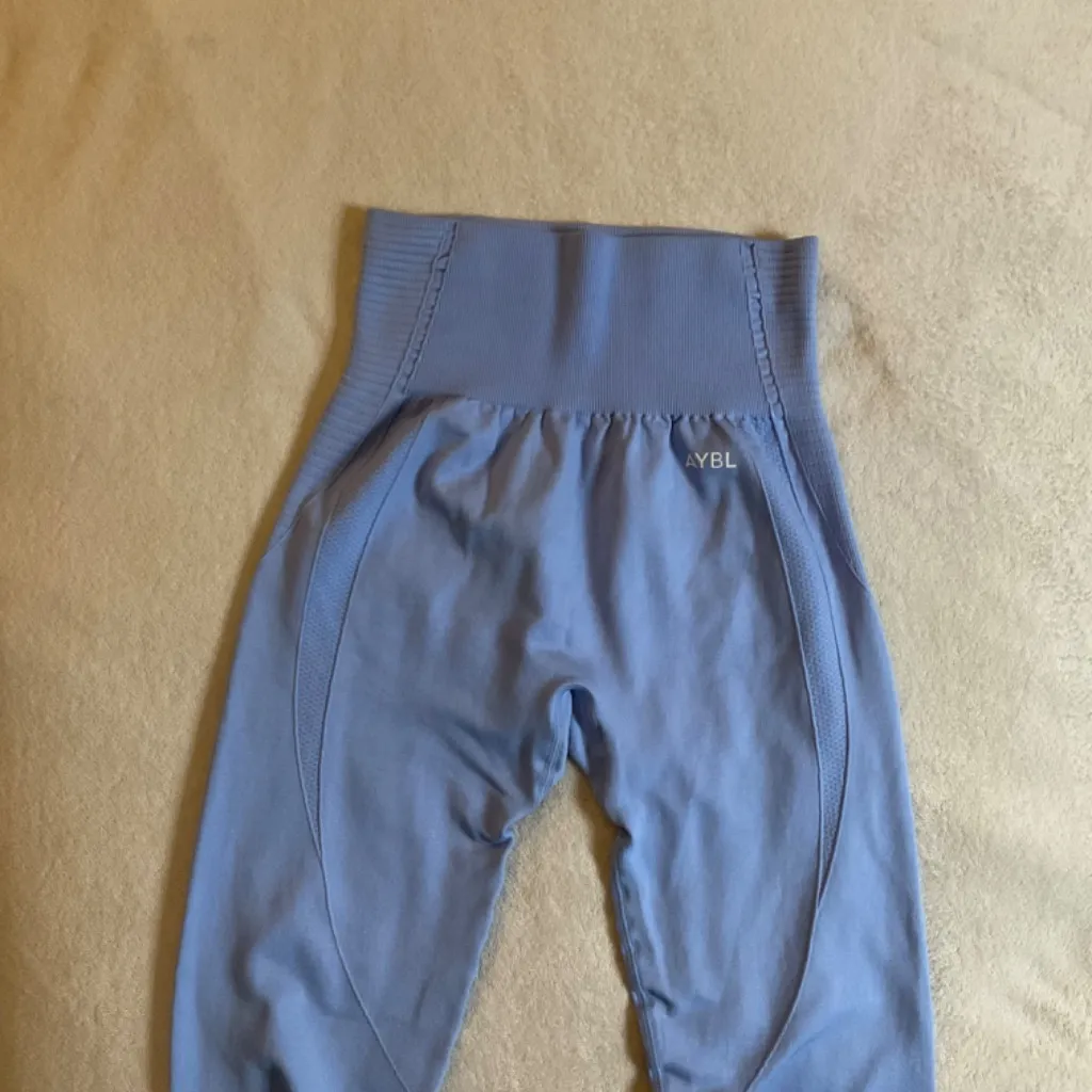 Light blue AYBL leggings size small - Image 5