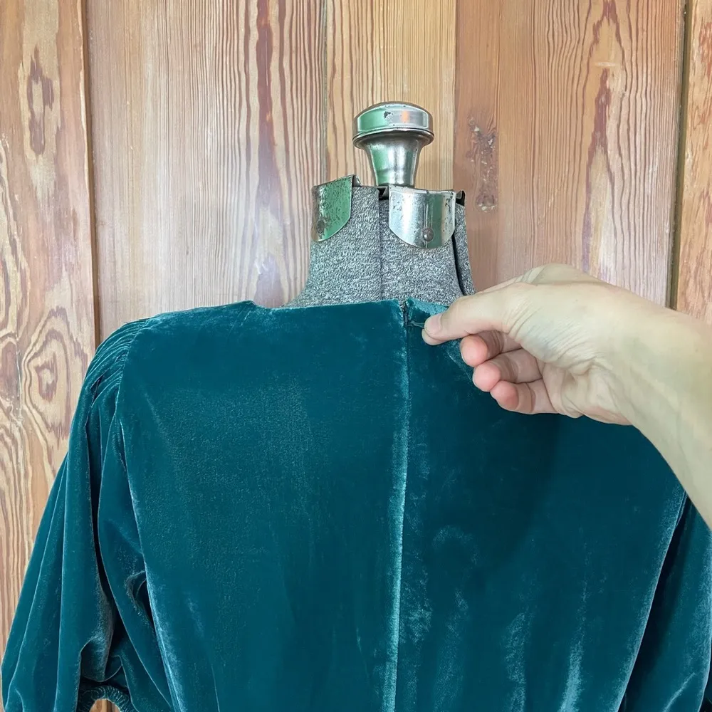 NWT J. Crew Collection Green Velvet Jeweled Button Front Mini Dress - Sz 6 - Image 7