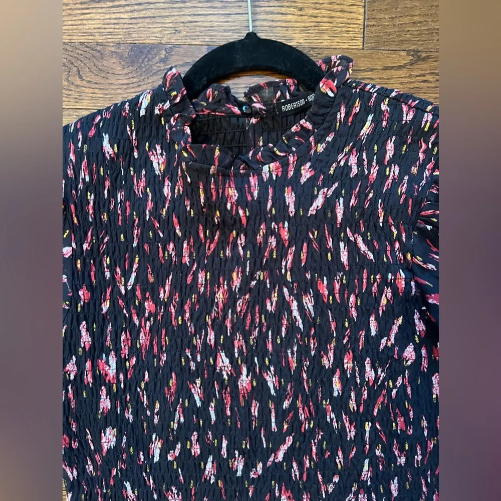 Robertson + Rodeo Smocked Black Floral Top with Gold Detail - Image 2