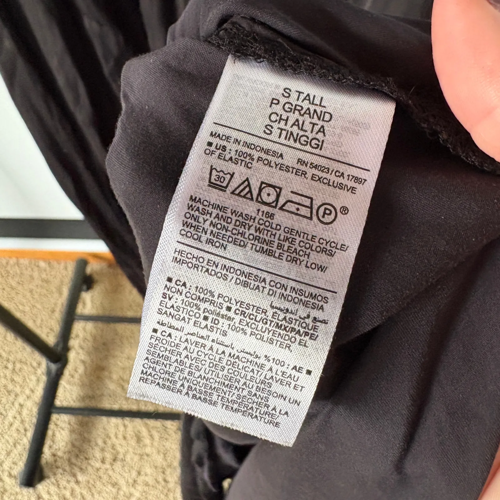 Old Navy Silky Black Plunge Neck Maxi Dress Elegant Wedding Guest Small Tall - Image 11